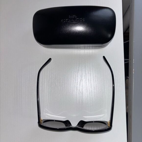 Coach oval Sunglasses Black Olive Gradient with case - Picture 10 of 15